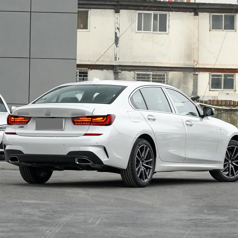 BMW 3 Series 2019-2026 Dragon Scales Tail Lights - ClutchBlaze