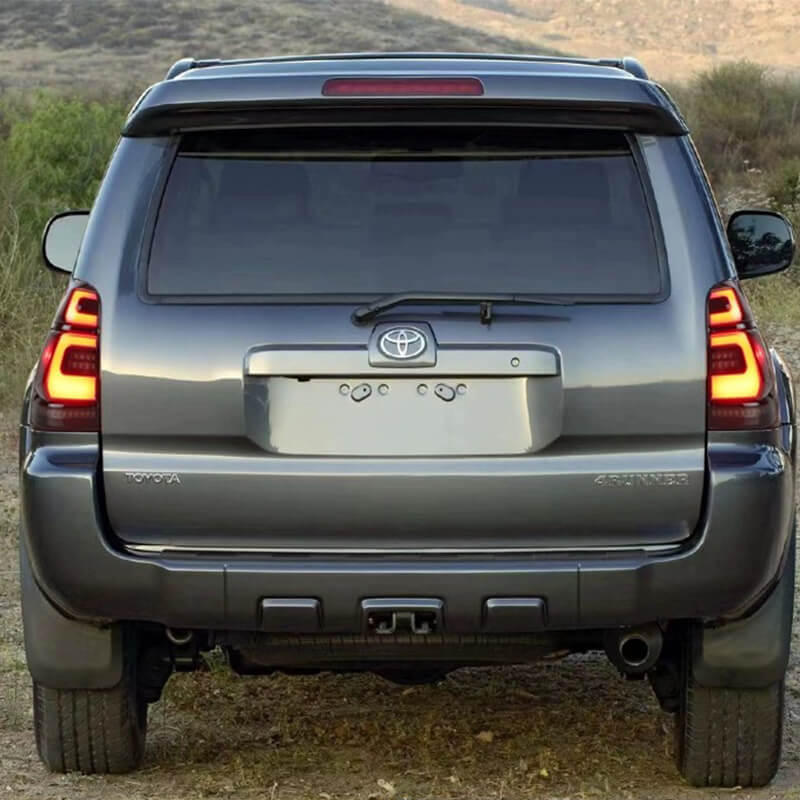 Toyota 4Runner 10-24 Tail Light